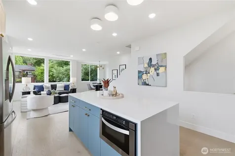 1405 29th Avenue Seattle WA 98122