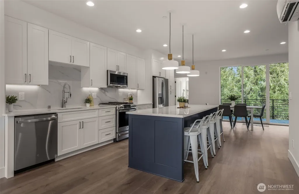 8923 166th Avenue NE Redmond WA 98052