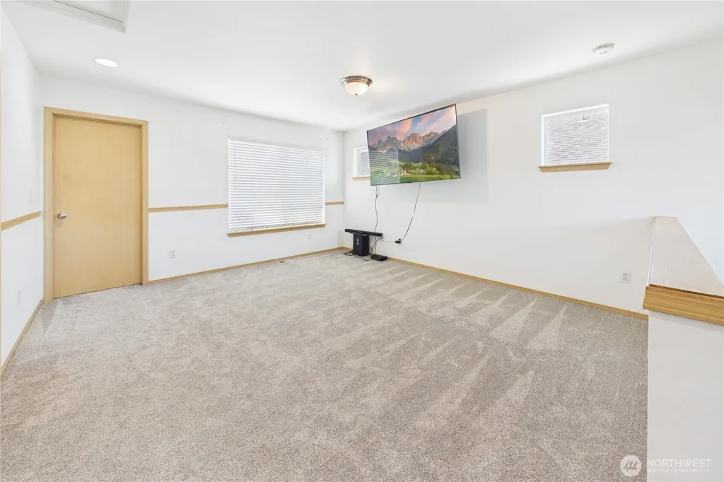 3908 153rd Pl SE Bothell WA 98012