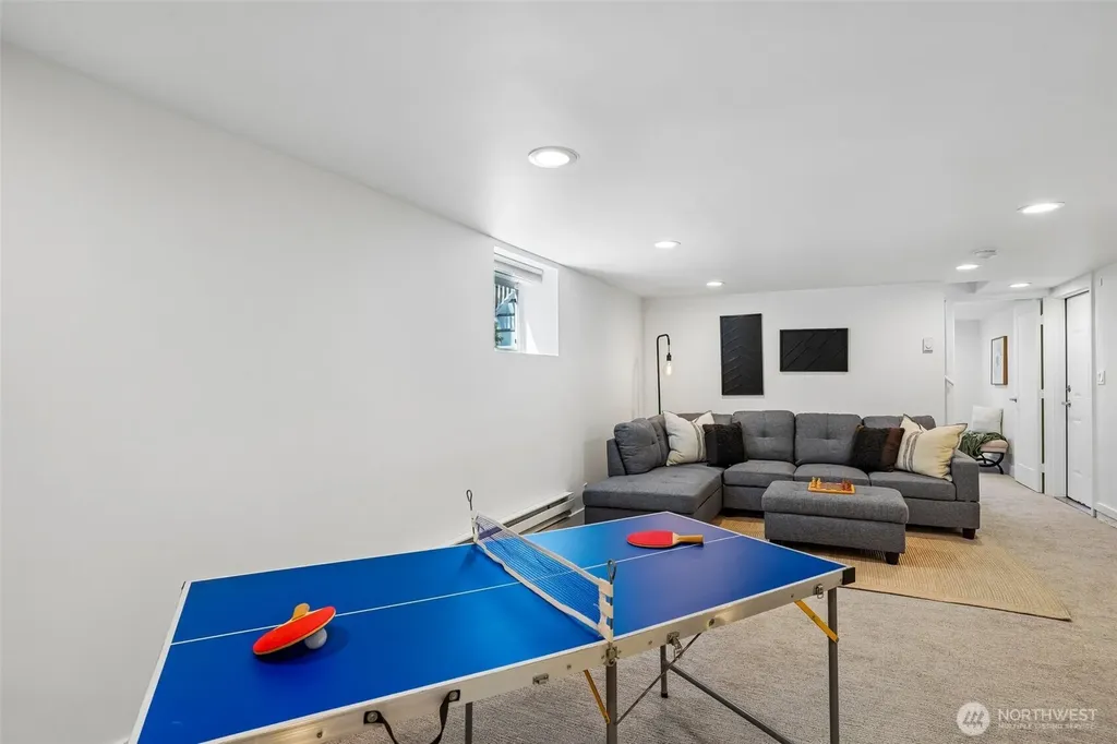 4323 15th Avenue S Seattle WA 98108