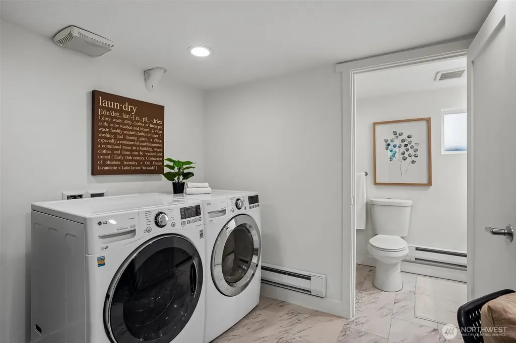 4323 15th Avenue S Seattle WA 98108