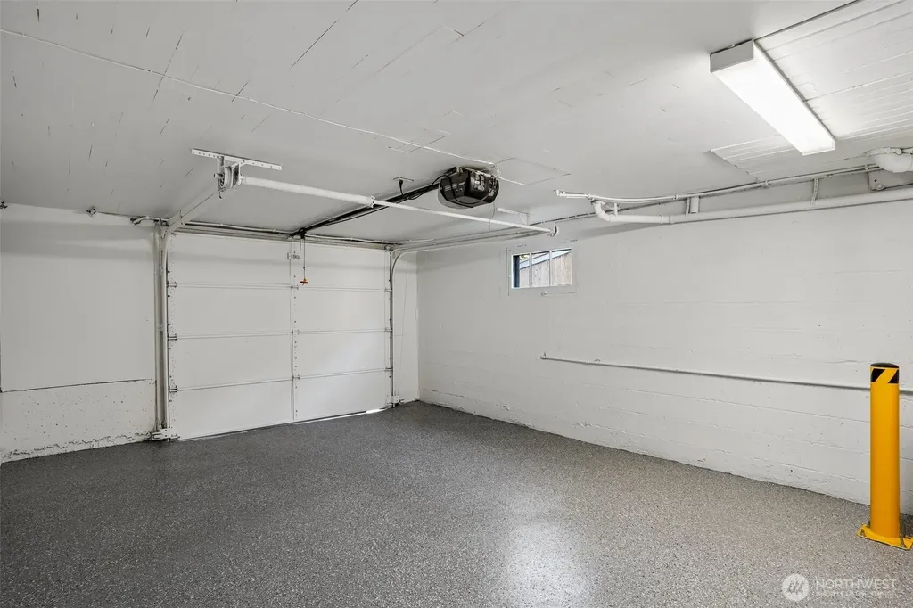 4323 15th Avenue S Seattle WA 98108