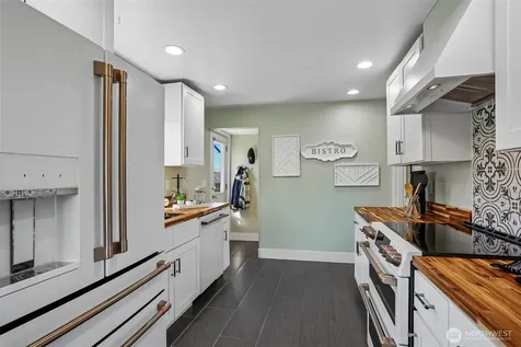 4323 15th Avenue S Seattle WA 98108