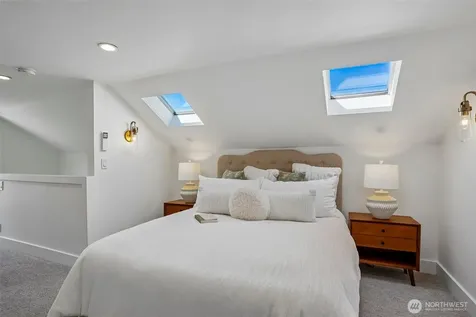 4323 15th Avenue S Seattle WA 98108