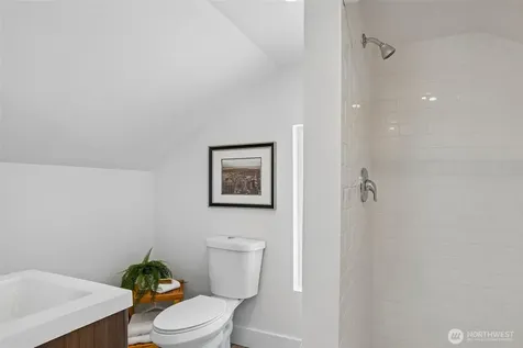 4323 15th Avenue S Seattle WA 98108