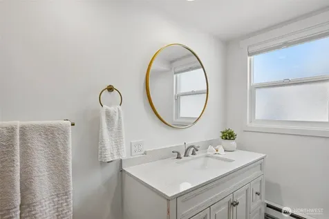 4323 15th Avenue S Seattle WA 98108