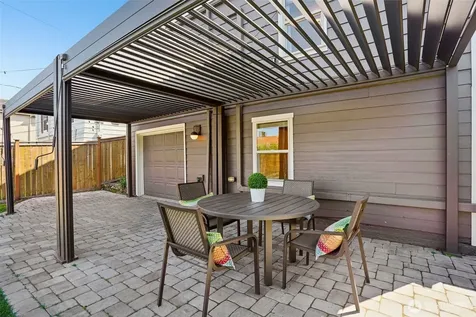 4323 15th Avenue S Seattle WA 98108
