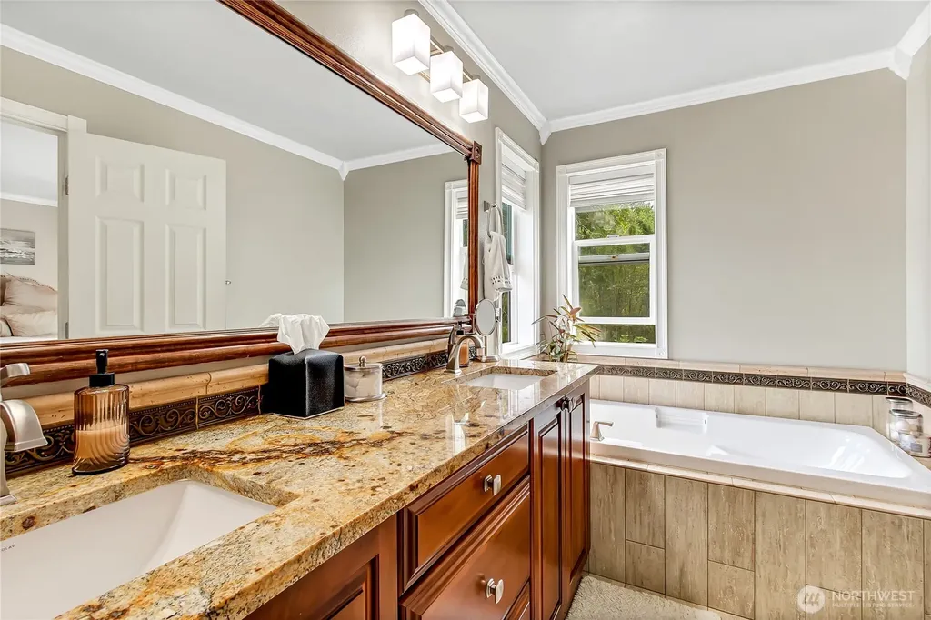 23902 108th Street Ct E Buckley WA 98321