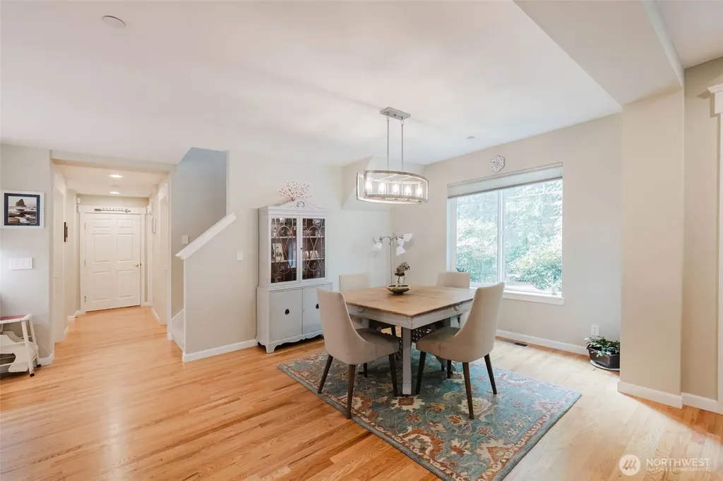 160 E Soderberg Road Allyn WA 98524