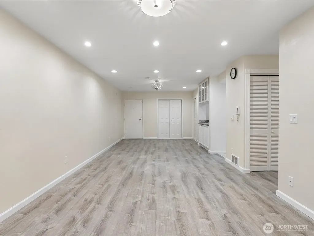 14605 34th Street NE Bellevue WA 98007