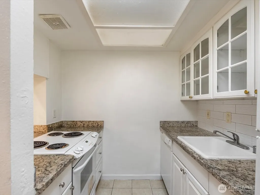 14605 34th Street NE Bellevue WA 98007