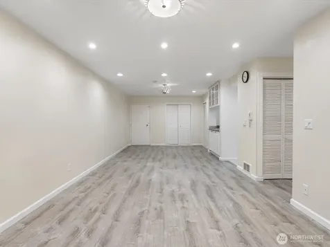 14605 34th Street NE Bellevue WA 98007