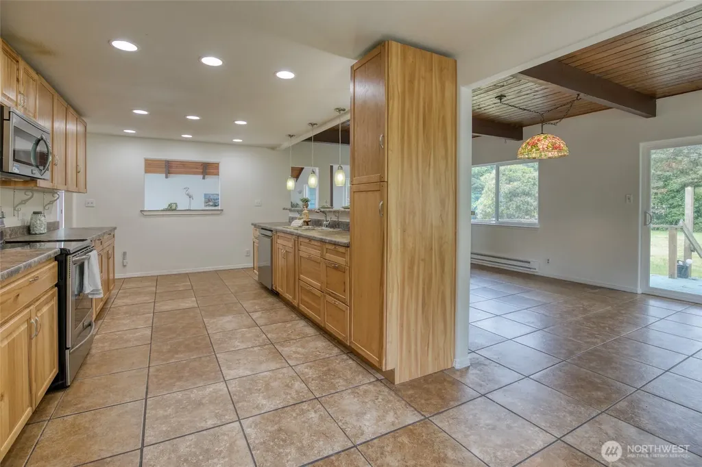 18 Sunset Boulevard Hoquiam WA 98550