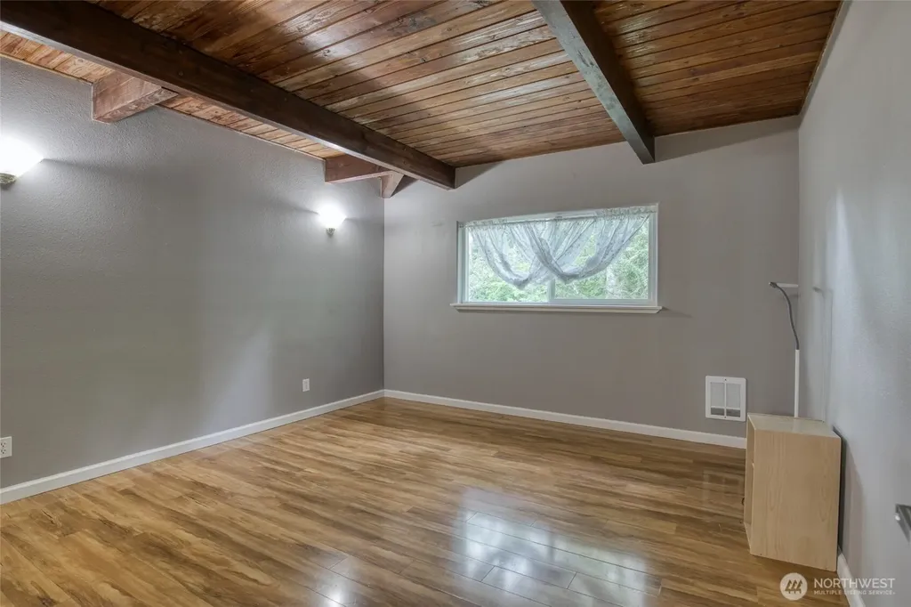 18 Sunset Boulevard Hoquiam WA 98550