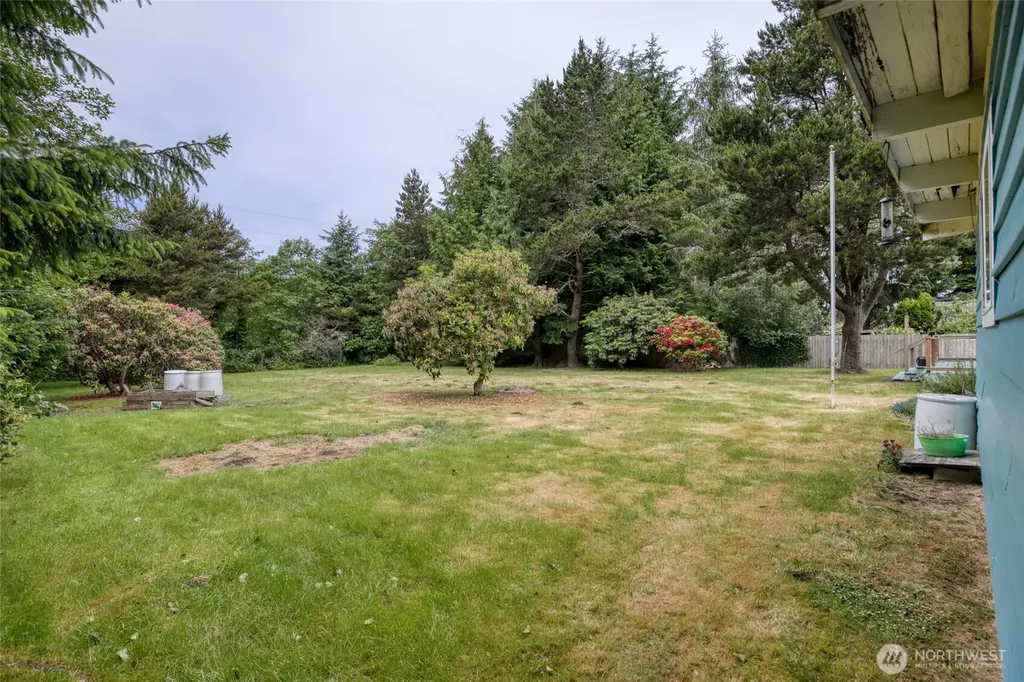 18 Sunset Boulevard Hoquiam WA 98550