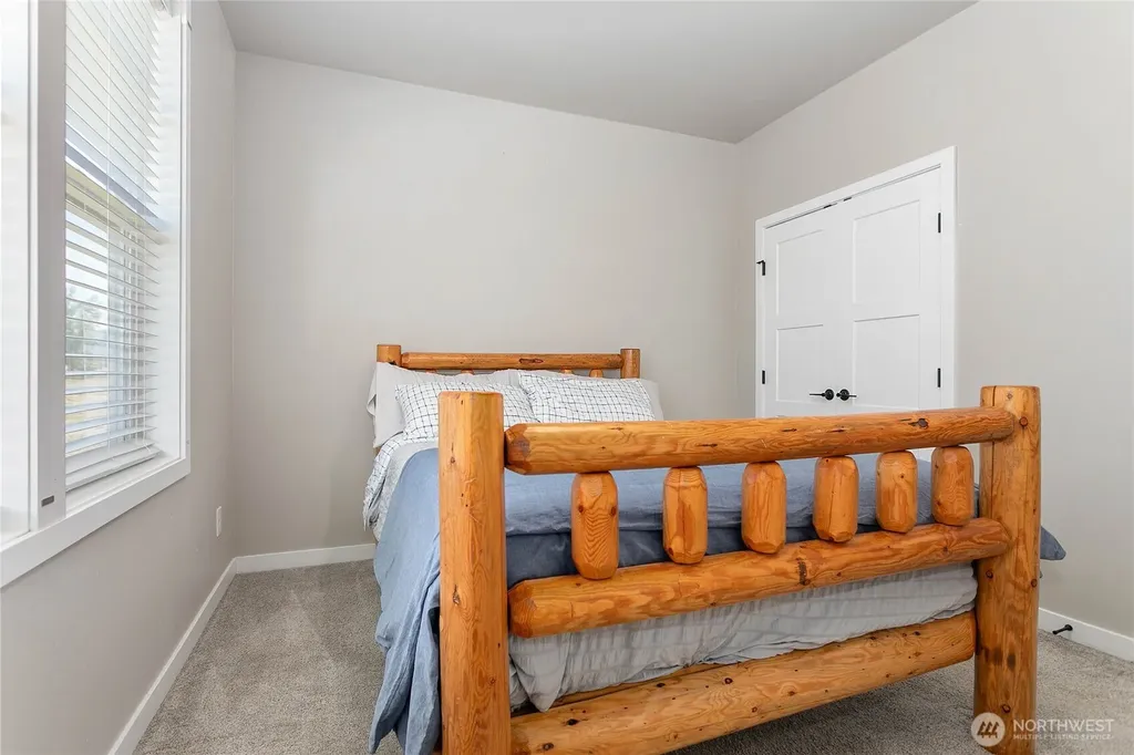 801 Pine Crest Drive Everson WA 98247