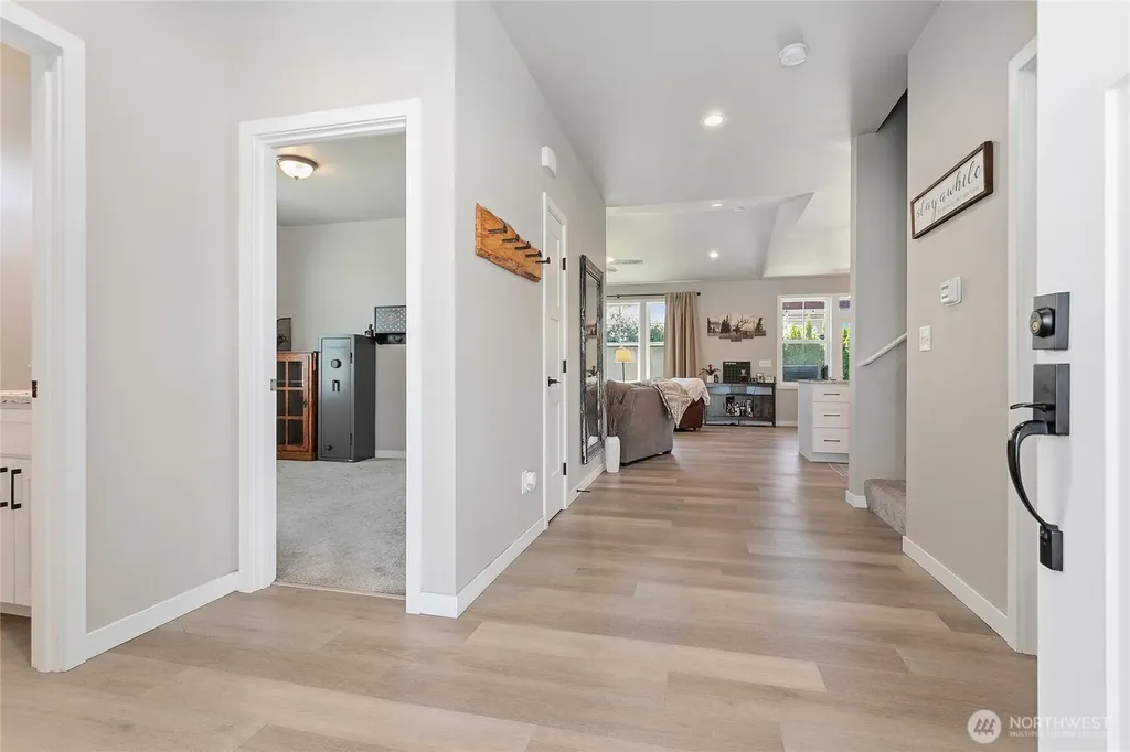 801 Pine Crest Drive Everson WA 98247