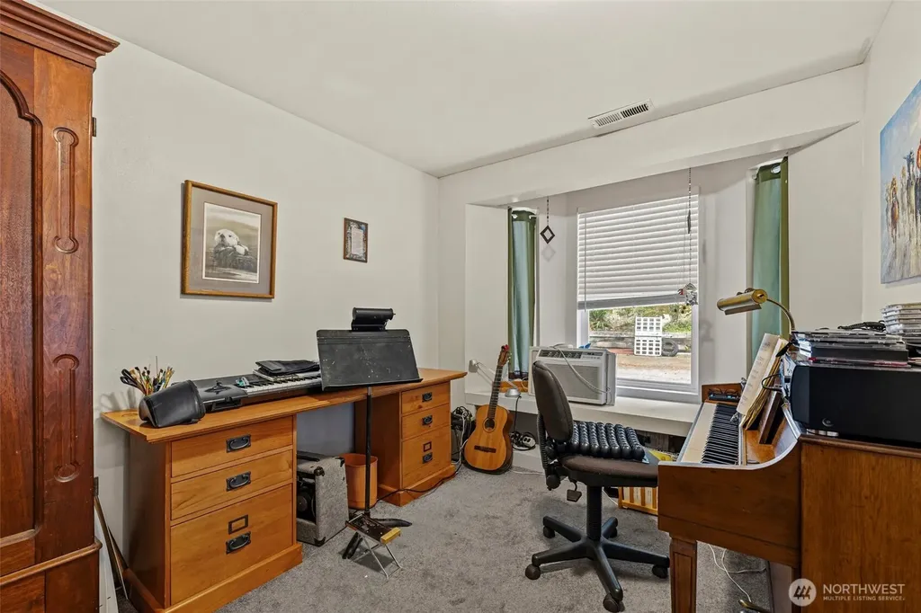 794 West Road Sedro Woolley WA 98284
