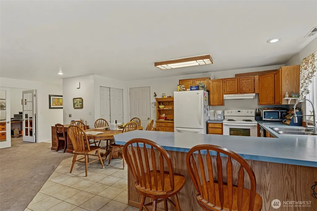 794 West Road Sedro Woolley WA 98284