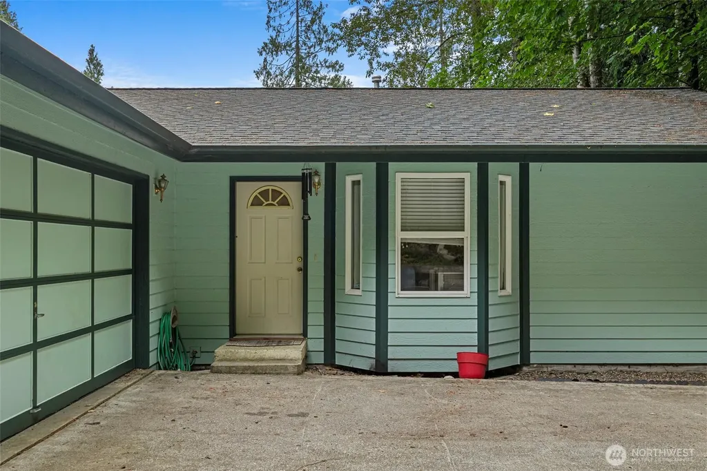 794 West Road Sedro Woolley WA 98284