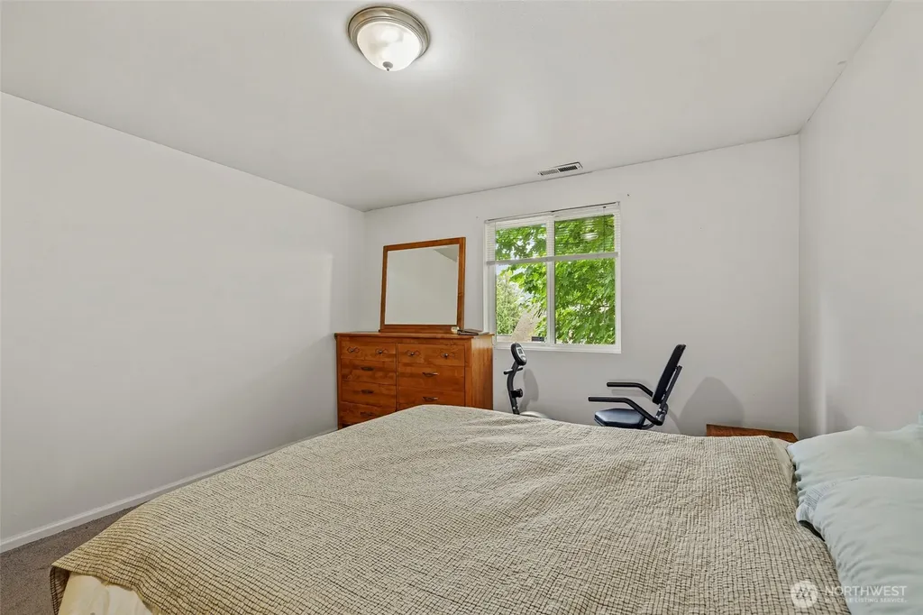 794 West Road Sedro Woolley WA 98284