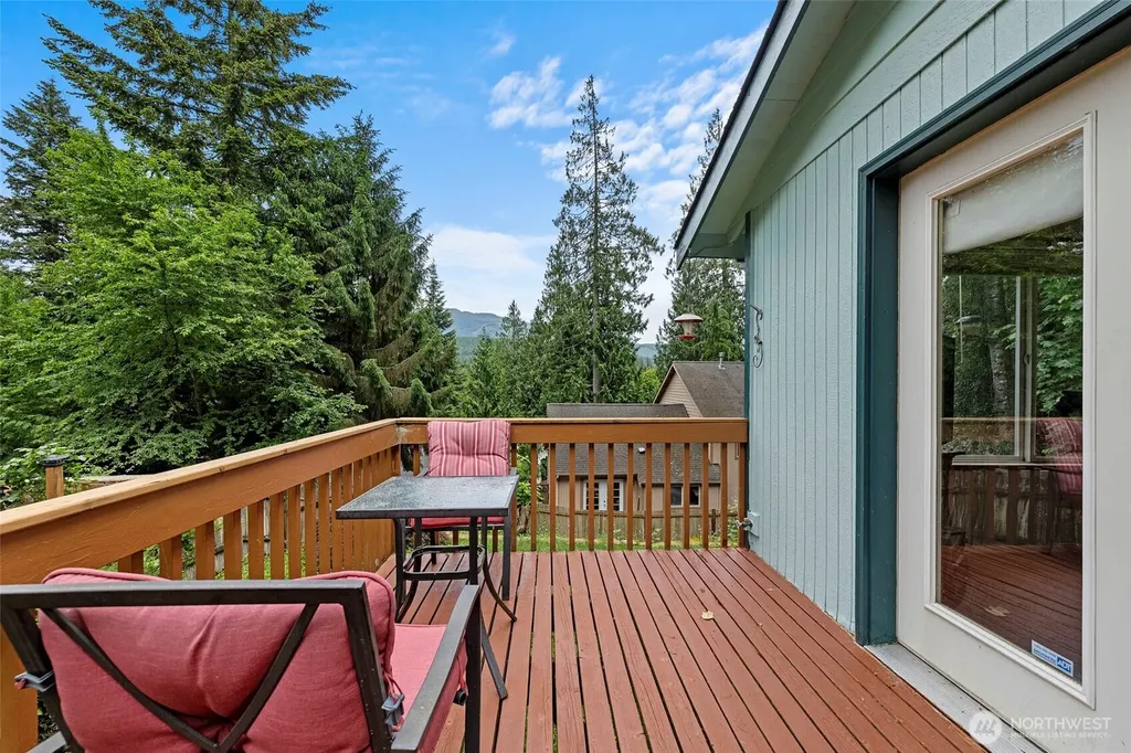 794 West Road Sedro Woolley WA 98284