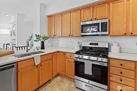 18009 15th Avenue W Lynnwood WA 98037