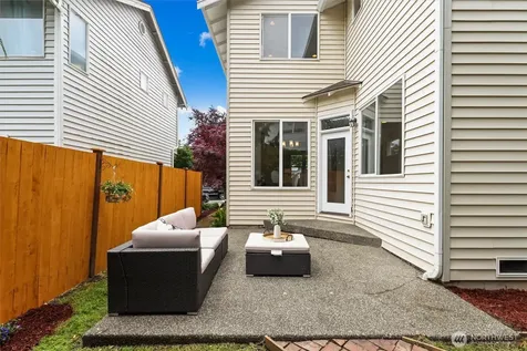 18009 15th Avenue W Lynnwood WA 98037
