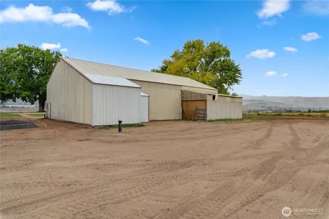 1550 Pear Lane Rock Island WA 98850