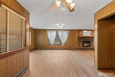 1550 Pear Lane Rock Island WA 98850