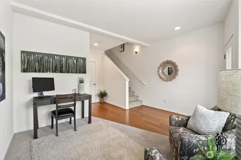 2136 S G Street Tacoma WA 98405