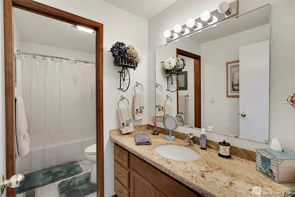 24416 SE 246th Street Maple Valley WA 98038