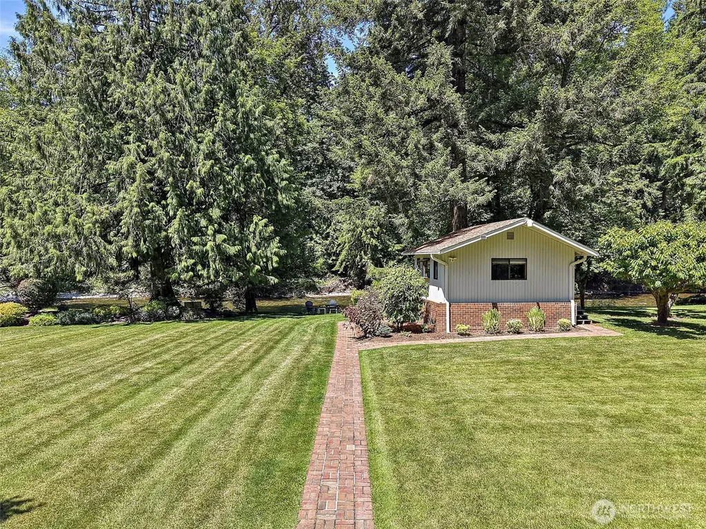24416 SE 246th Street Maple Valley WA 98038