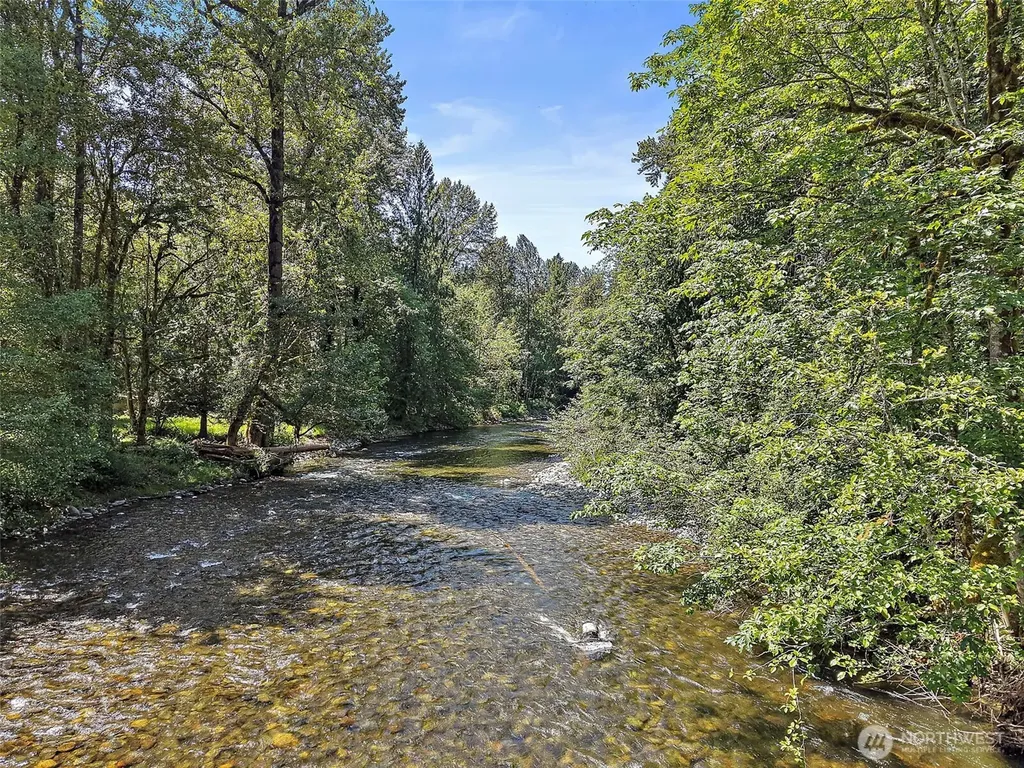 24416 SE 246th Street Maple Valley WA 98038