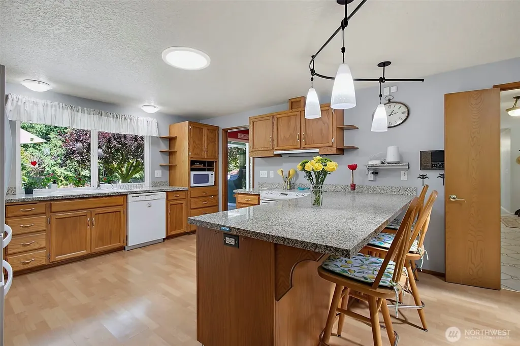 24416 SE 246th Street Maple Valley WA 98038