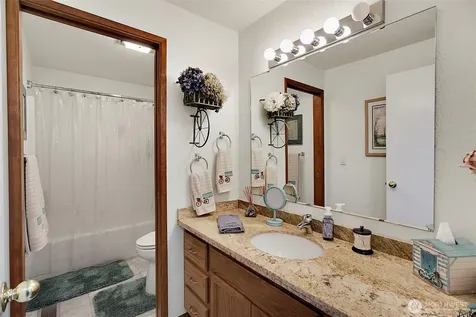 24416 SE 246th Street Maple Valley WA 98038