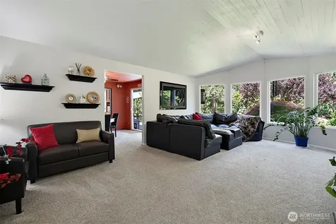 24416 SE 246th Street Maple Valley WA 98038