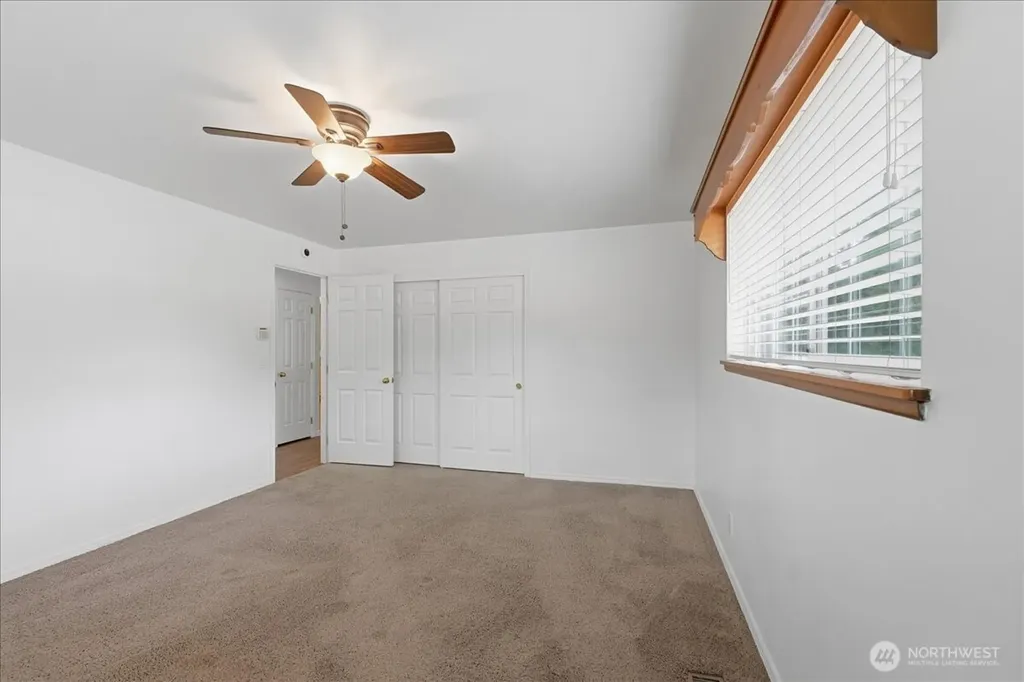 7002 106th Street E Puyallup WA 98373