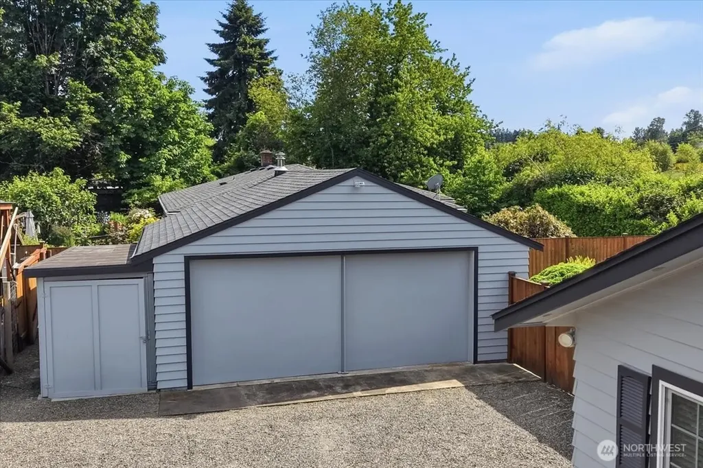 7002 106th Street E Puyallup WA 98373