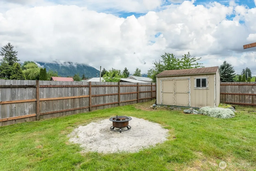 1015 Alvord Street Darrington WA 98241