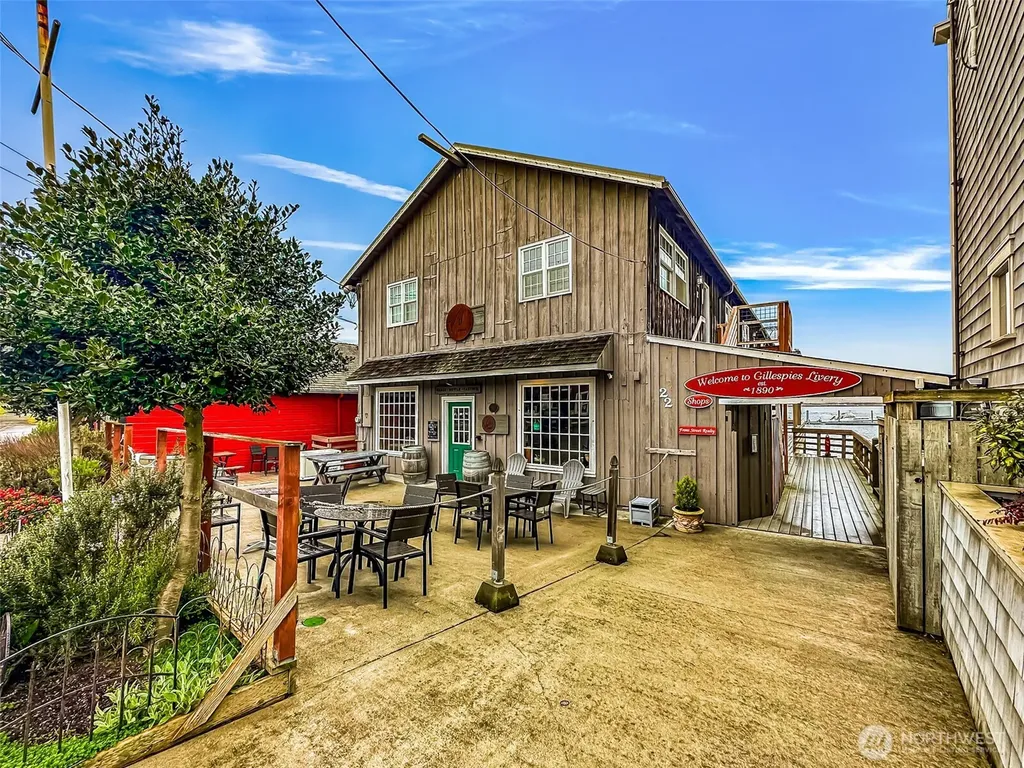 200 NW 1st Street Coupeville WA 98239