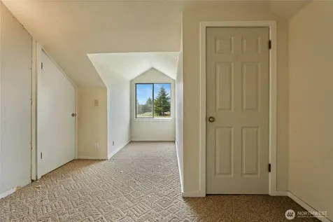 42410 264th Avenue SE Enumclaw WA 98022
