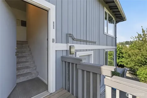3824 23rd Avenue SW Seattle WA 98106