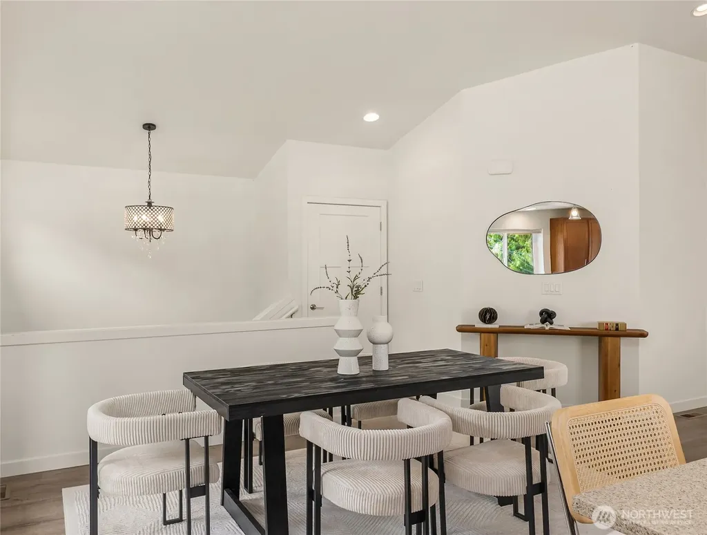 8826 41st Street S Seattle WA 98118