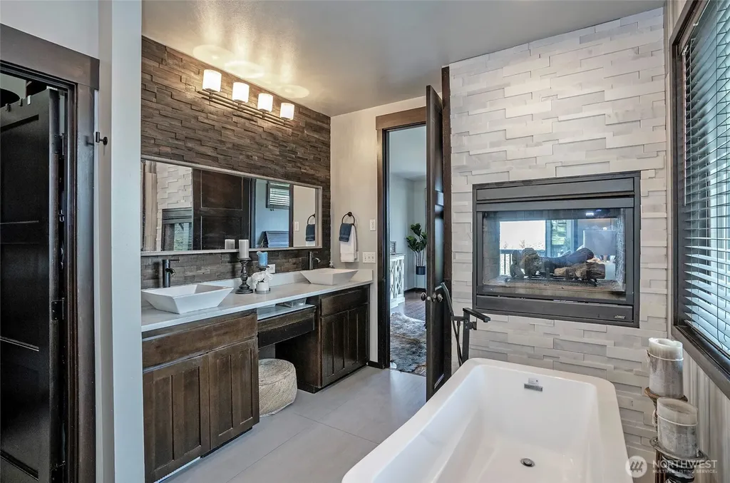 11208 165th Avenue E Bonney Lake WA 98391