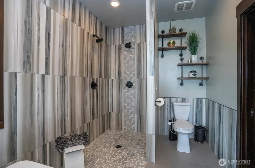 11208 165th Avenue E Bonney Lake WA 98391