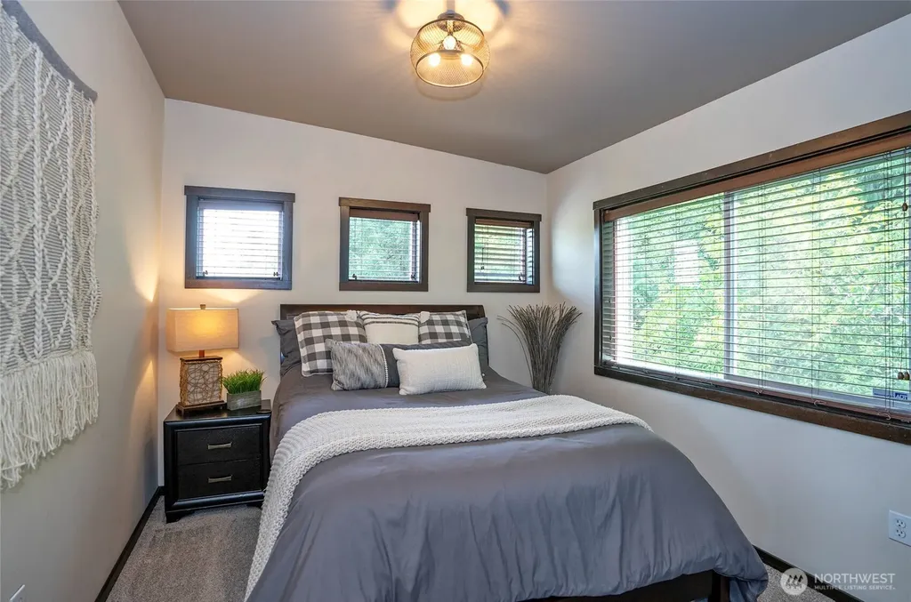 11208 165th Avenue E Bonney Lake WA 98391
