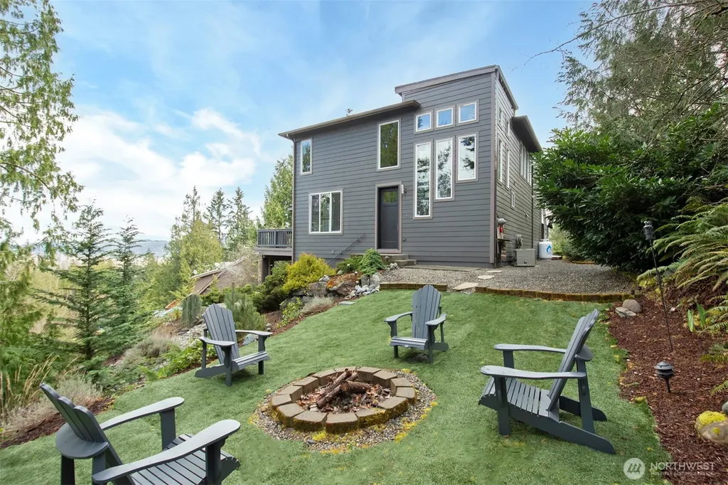 11208 165th Avenue E Bonney Lake WA 98391