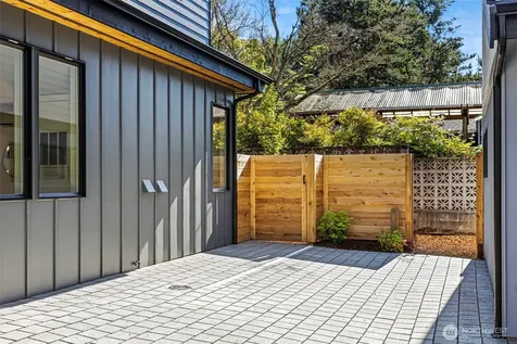 4116 NE 60th Street Seattle WA 98115