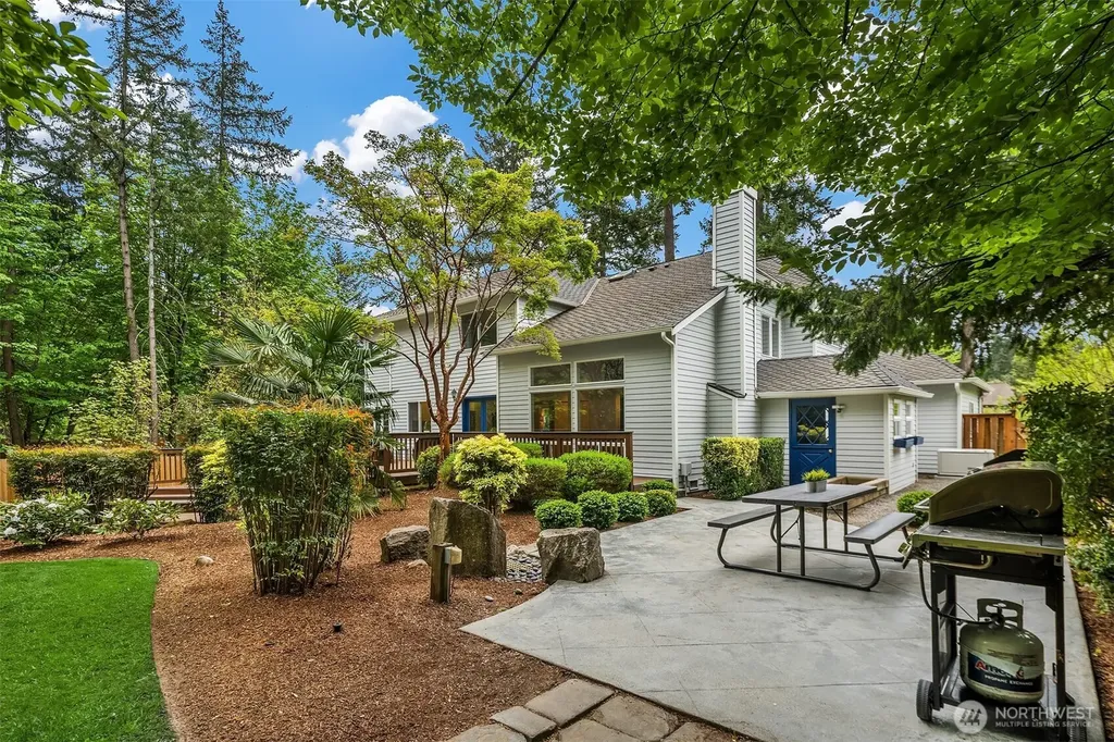 21728 NE 81st Street Redmond WA 98053